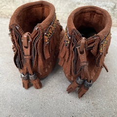 アンパサンド ミネトンカ風ブーツ 14㎝の画像