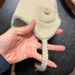 冬帽子　ぼんぼり　三つ編みの画像