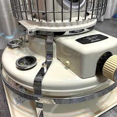 　Aladdin（アラジン）　ストーブ　ホワイト　の画像