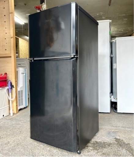札幌市内配送可 17年製 Haier ハイアール 121L 2ドア冷蔵庫 JR-N121A ブラック 右開き