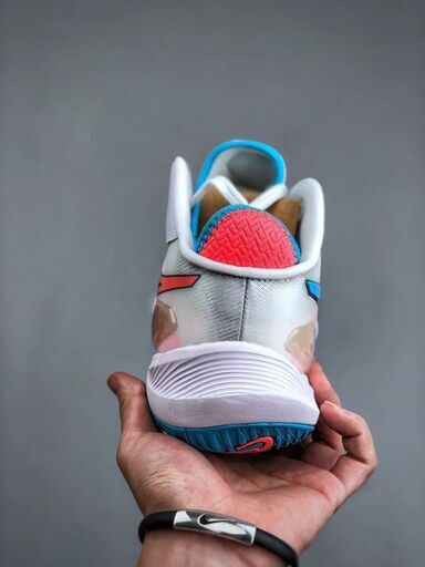 【あおむらたんさん専用】asics メタライズ 26.0 中古 美品 あおむらたんさん専用】asics メタライズ 26.0 中古 美品 2025年