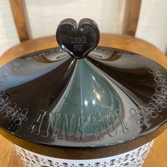 ANNA SUI 花柄収納ボックスの画像