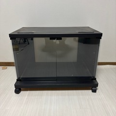 キャスター付きテレビ台