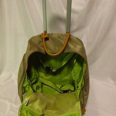 旅行用キャリーバッグ(コロ付き)の画像