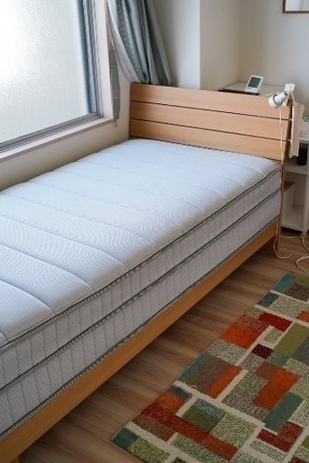 ニトリ　シングルベッド　マットレス付き