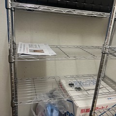 スチールラックの画像