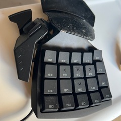 メカニカルゲーミングパッド