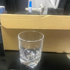 新しいショットグラス