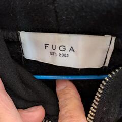 fuga パーカーの画像