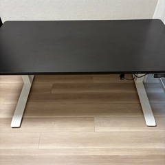 電動昇降スタンディングデスク  ブラック×ホワイト(フレキシスポット e7 Pro)の画像