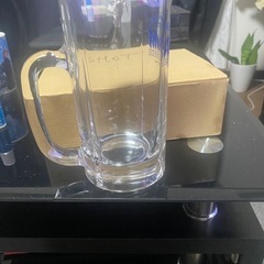 ビールグラスまたはハイボールグラス