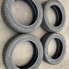 スタッドレスタイヤ　235/55/R19
の画像