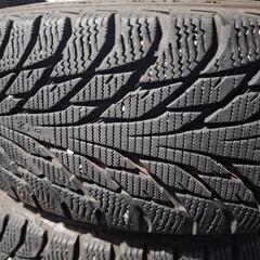 スタッドレスタイヤ　185/65r15　2020年製　5部山　訳アリの画像