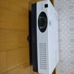 プロジェクター