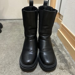 24センチ　グレイル　ミディアブーツ