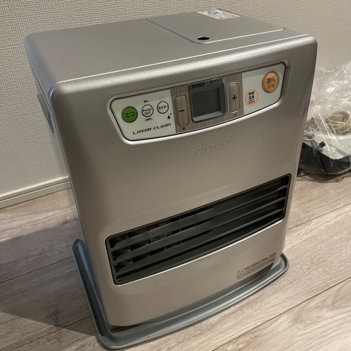 【商談中】トヨトミ　石油ファンヒーター