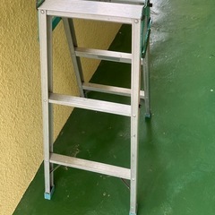 脚立