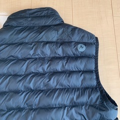 marmot マーモット　ダウンベストの画像