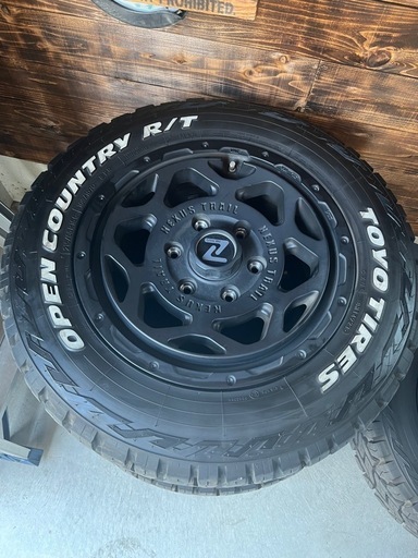 オープンカントリー215/65r16  　