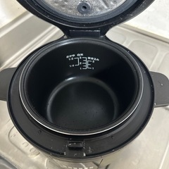 炊飯器（3合）の画像