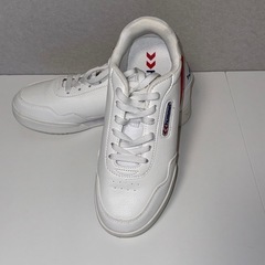 Hummel】新品　未使用 ヒュンメル　レディース25、5 テニ...