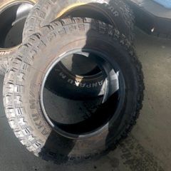 バリ山4本セット　235/70-16   MUD STAR