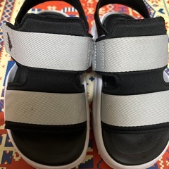 ⭐︎adidas 18㎝　サンダル⭐︎
の画像