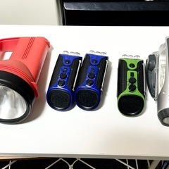防災グッズ 発電式懐中電灯