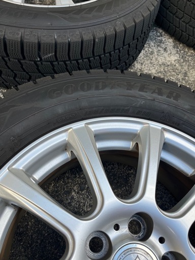 タイヤホイールセット　スノータイヤ　スタッドレス　