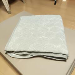 三つ折りマットレスの画像