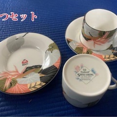 トロピカル柄　コーヒーカップ&ソーサー6つセット