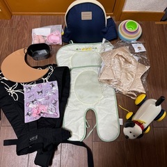 抱っこ紐、ヒップシート＋その他小物やおもちゃ