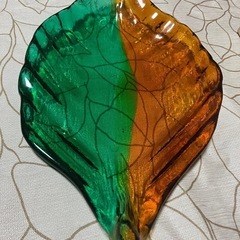 葉っぱ型ガラス皿　新品