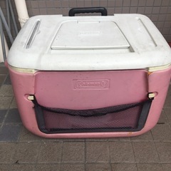 コールマン　　　　キャリー付クーラーボックス