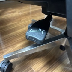 リクライニングチェア　オフィスチェアの画像