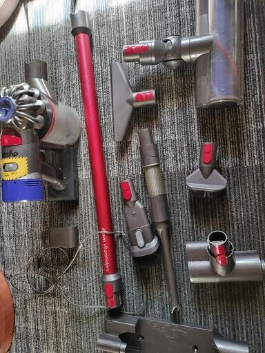 Dyson V8 コードレスクリーナー