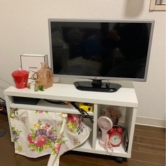 テレビとテレビ台のセット