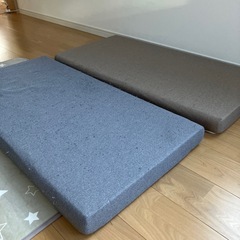 ニトリ フロアクッション 2個セットの画像