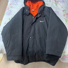 NIKE ベンチコート
