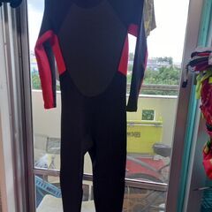 ウェットスーツ　　2㎜