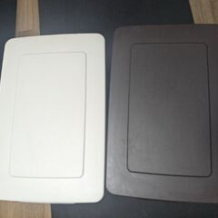 フタ･ペダル付きゴミ箱（45L）2つの画像