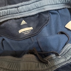 adidas アディダス　ジャージ　上下セット　サイズ150
の画像