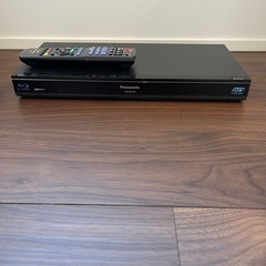 取引中　
Panasonic BRレコーダー　DMR-BRT300 