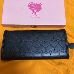 ミッキー長財布の画像