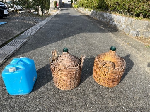 籠付き
デミジョンボトル