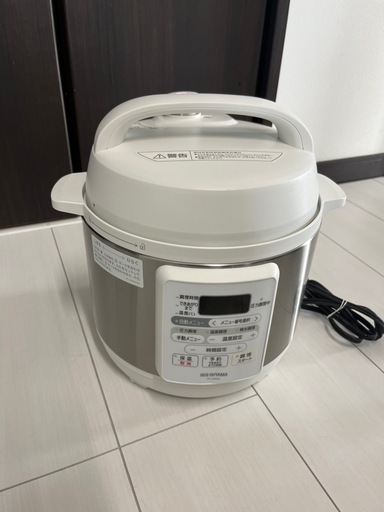 最終値下げ！！美品！！アイリスオーヤマ　電気圧力鍋