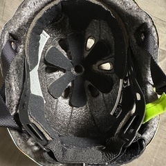 子ども用　ヘルメット　nutcase  　の画像