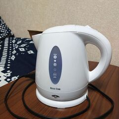 電気ケトル1.2Lの画像