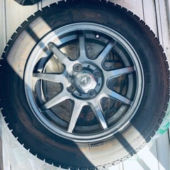 ブリヂストン スタッドレスタイヤ 165/70 R14 ホイール付き
 4本の画像