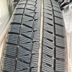 ブリヂストン スタッドレスタイヤ 165/70 R14 ホイール付き
 4本の画像